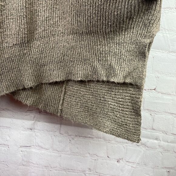 Faded Glory. Cowl neck Hi-Lo Sweater. Tan. Womens XL (16-18). - Picture 5 of 8
